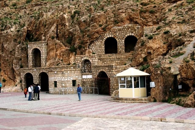 place-info-image