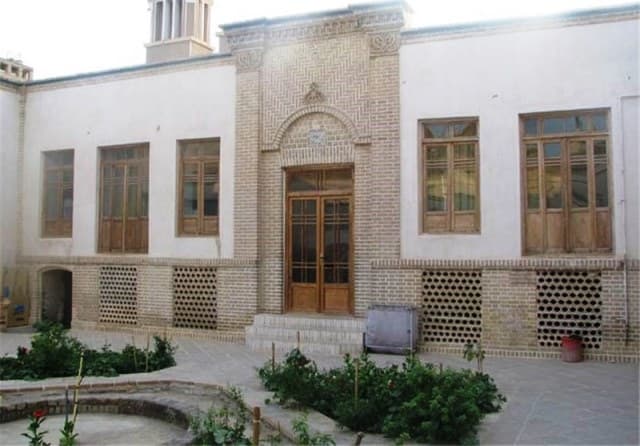 place-info-image