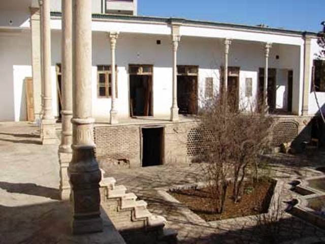 place-info-image