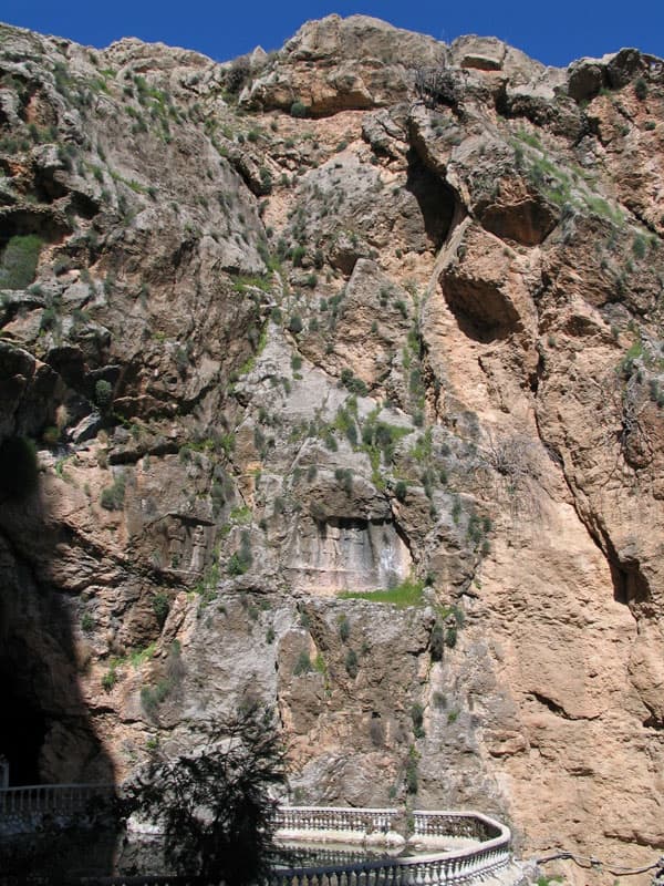 place-info-image