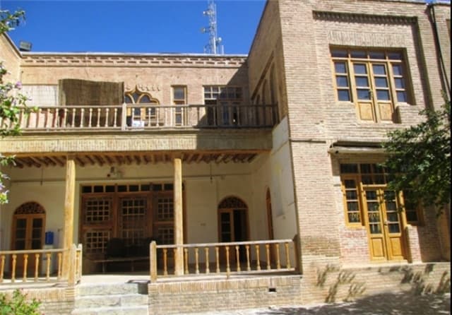 place-info-image