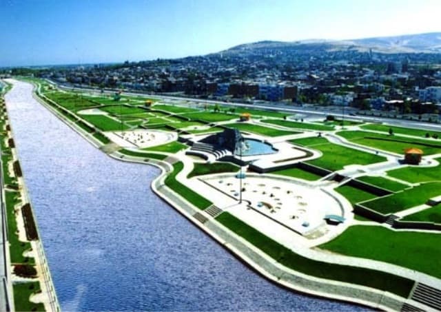 place-info-image