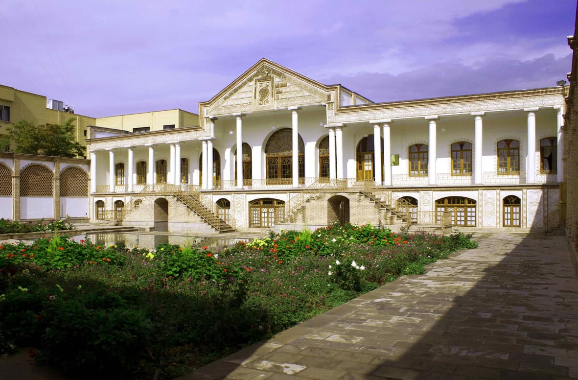 place-info-image