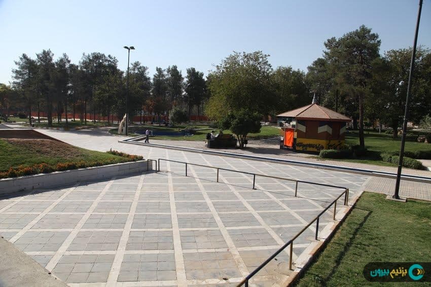 place-info-image