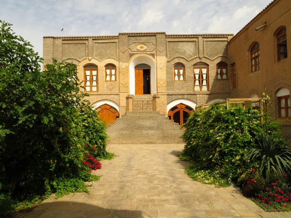 place-info-image