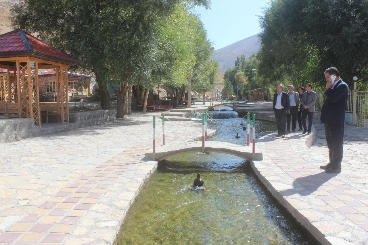 place-info-image