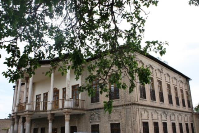 place-info-image