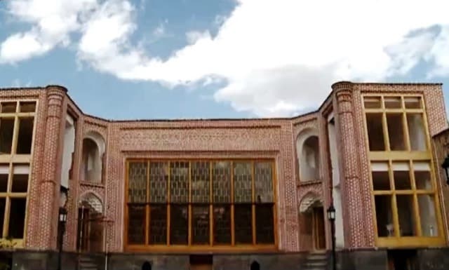 place-info-image