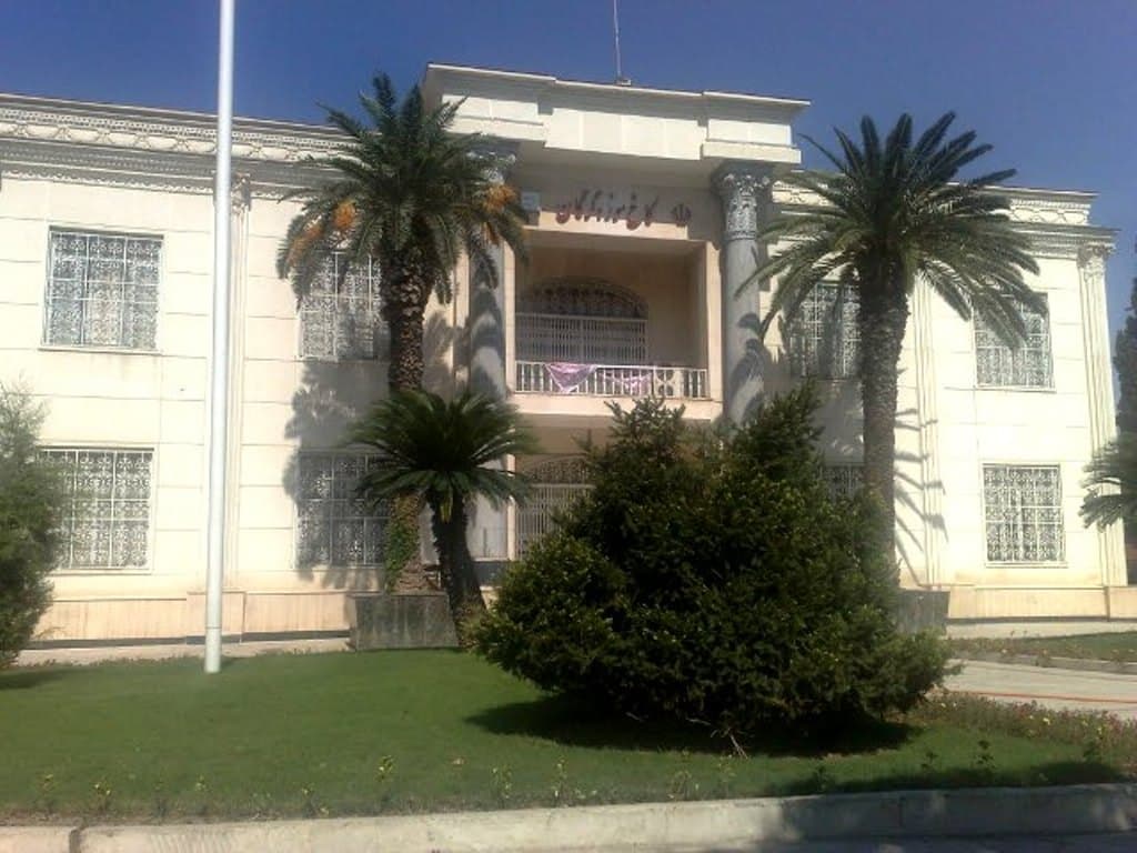 place-info-image