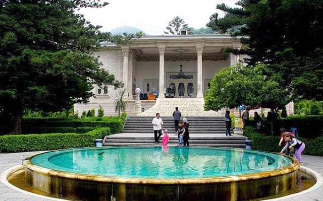 place-info-image
